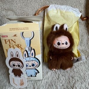 Pin for Love LABUBU confirmed L brown popular